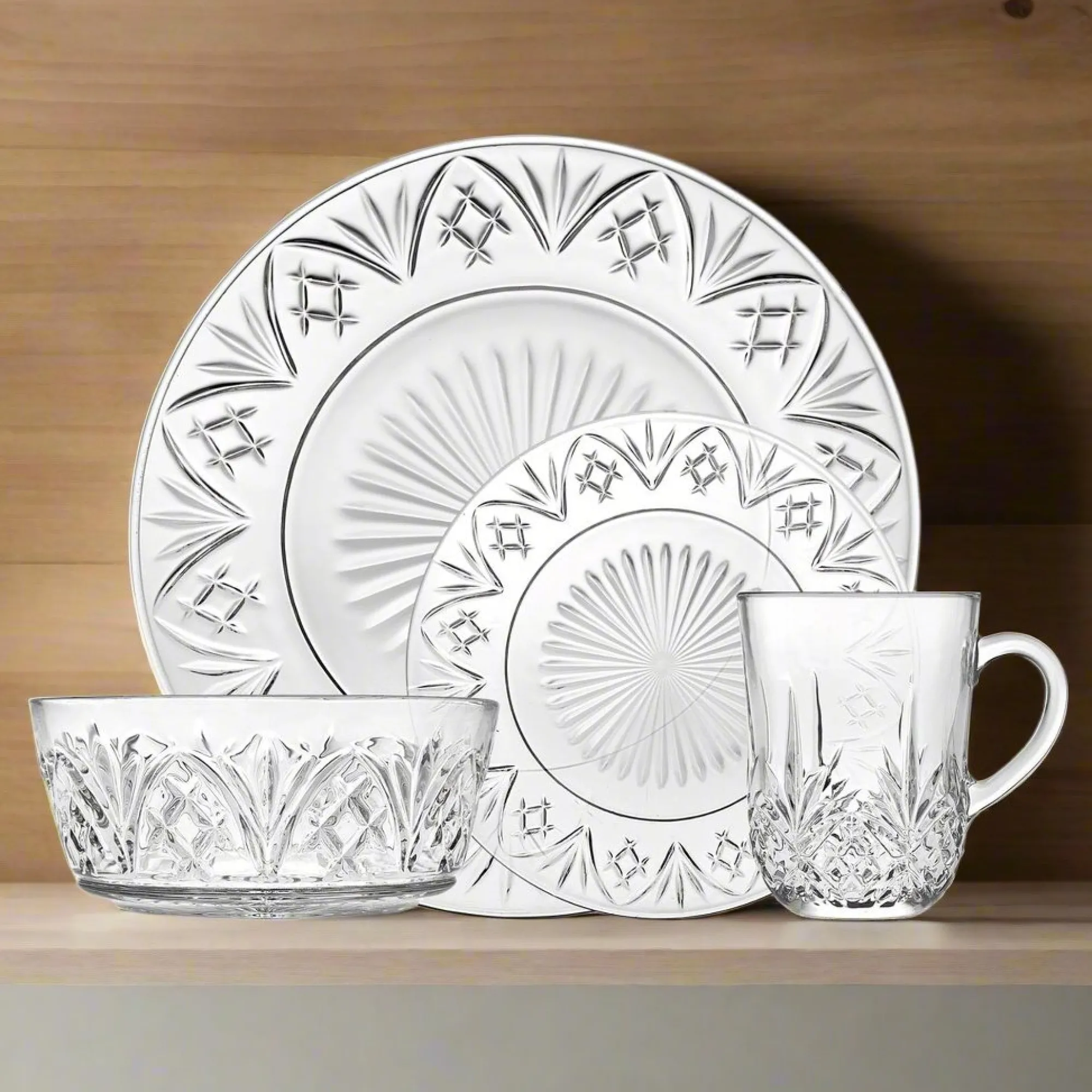 Discount Godinger Dublin Crystal Dinnerware Set, 16 Piece. Service For 4