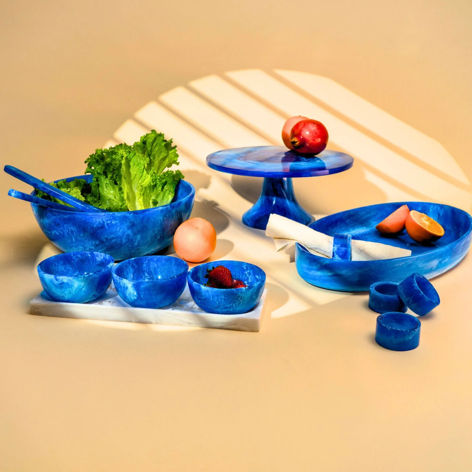 Godinger Lucente Blue Resin Cake Stand