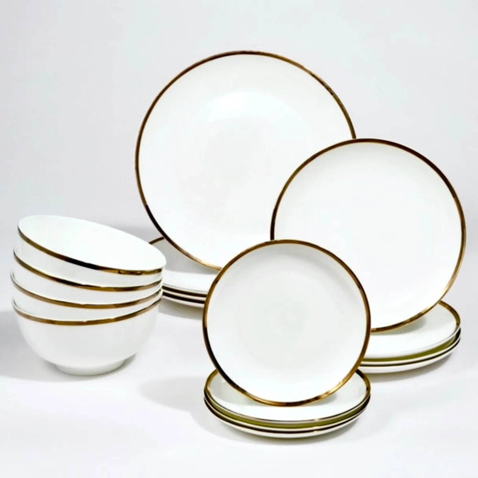 Outlet Godinger Nola Bone China Gold Rim 16 Piece Dinnerware Set, Service for 4